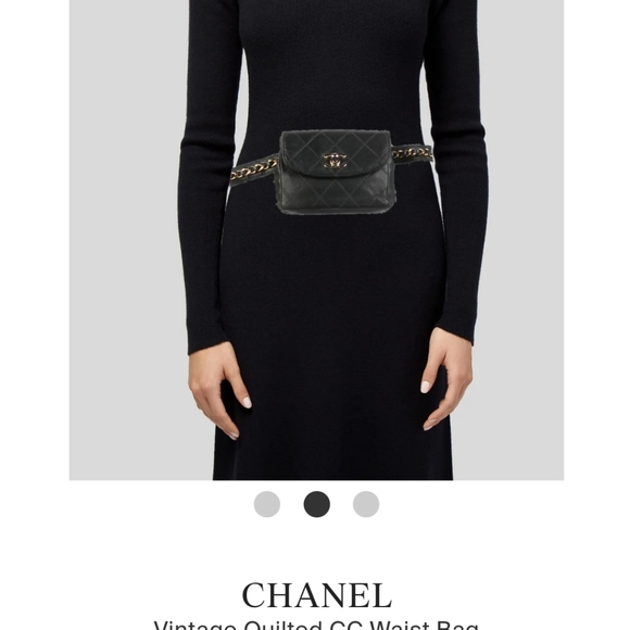 CHANEL Vintage  Guilted CC Waist Bag - Picture 2 of 7